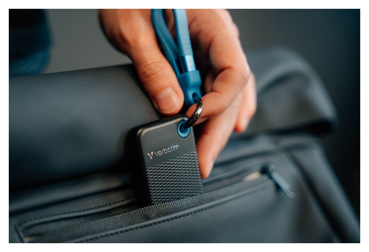 Pocket 2 TB SSD M.2  (Schwarz, Blau) 