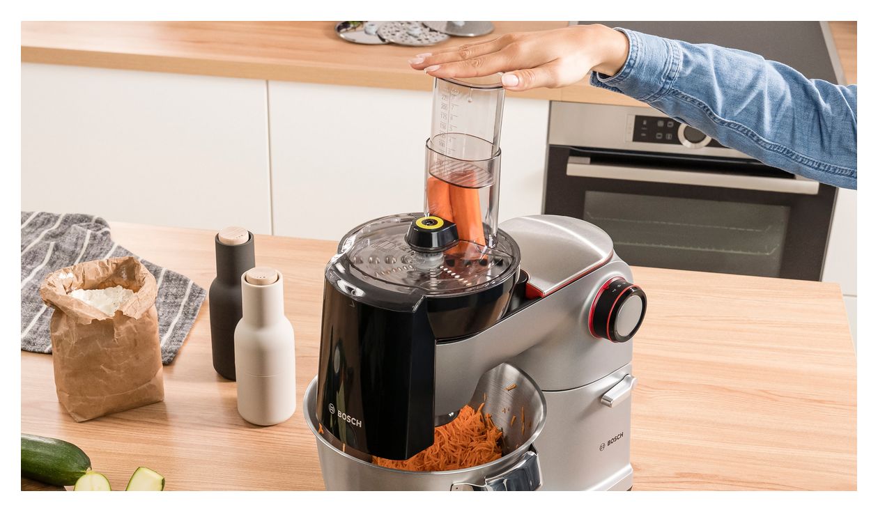 MUM9DX5S31 OptiMUM 1600 W Küchenmaschine 5,5 l  (Aluminium, Schwarz) 