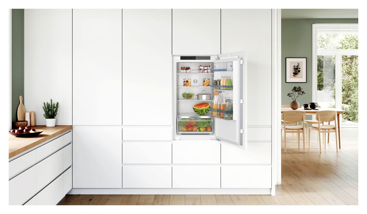 Serie 4 KIR31VFE0 165 l 102,5 cm Einbaukühlschrank EEK: E 96 kWh Jahr 