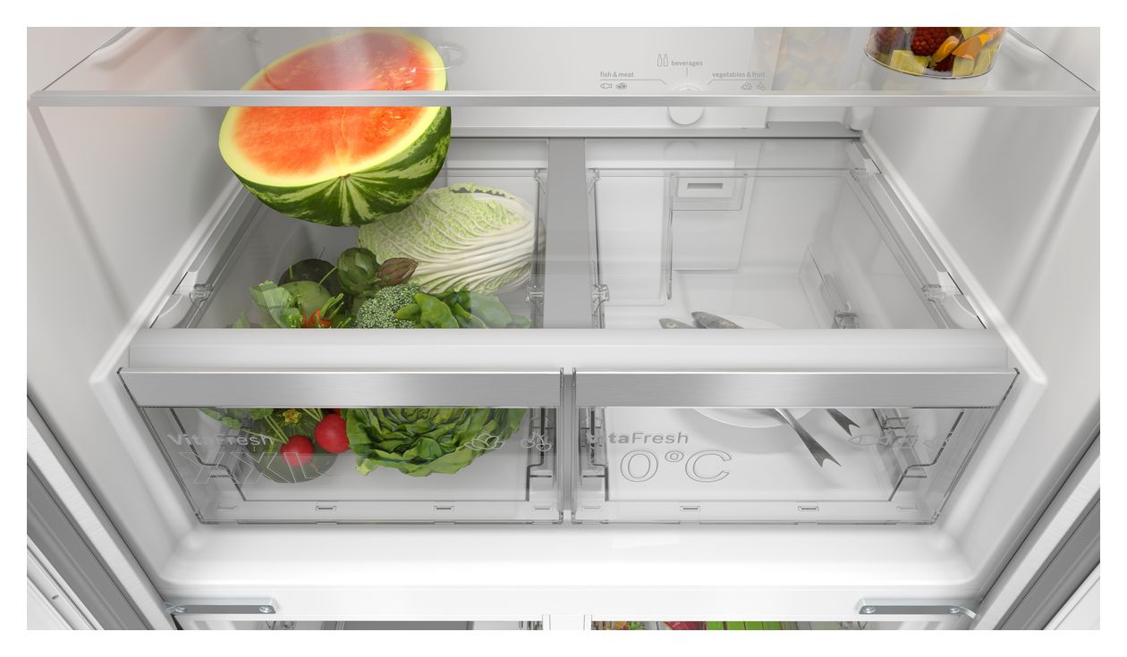 Serie 4 KMC85LBEA Side-by-Side Kühl-/ Gefrierkombination 324 l / 223 l 322 kWh NoFrost 1895 mm x 855 mm  (Schwarz) 