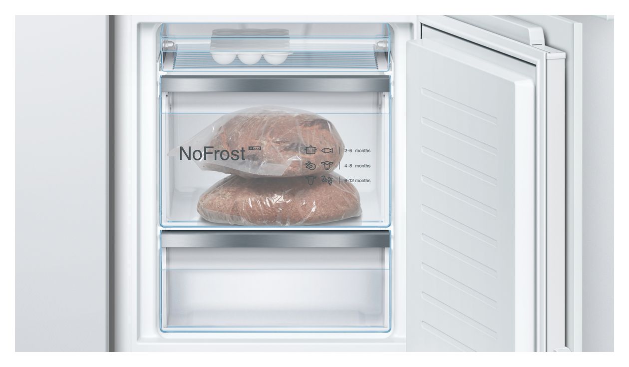 Serie 8 KIF86PFE0 156 l / 67 l 177,5 cm Einbau Kühl-/Gefrierkombination 252 kWh NoFrost 