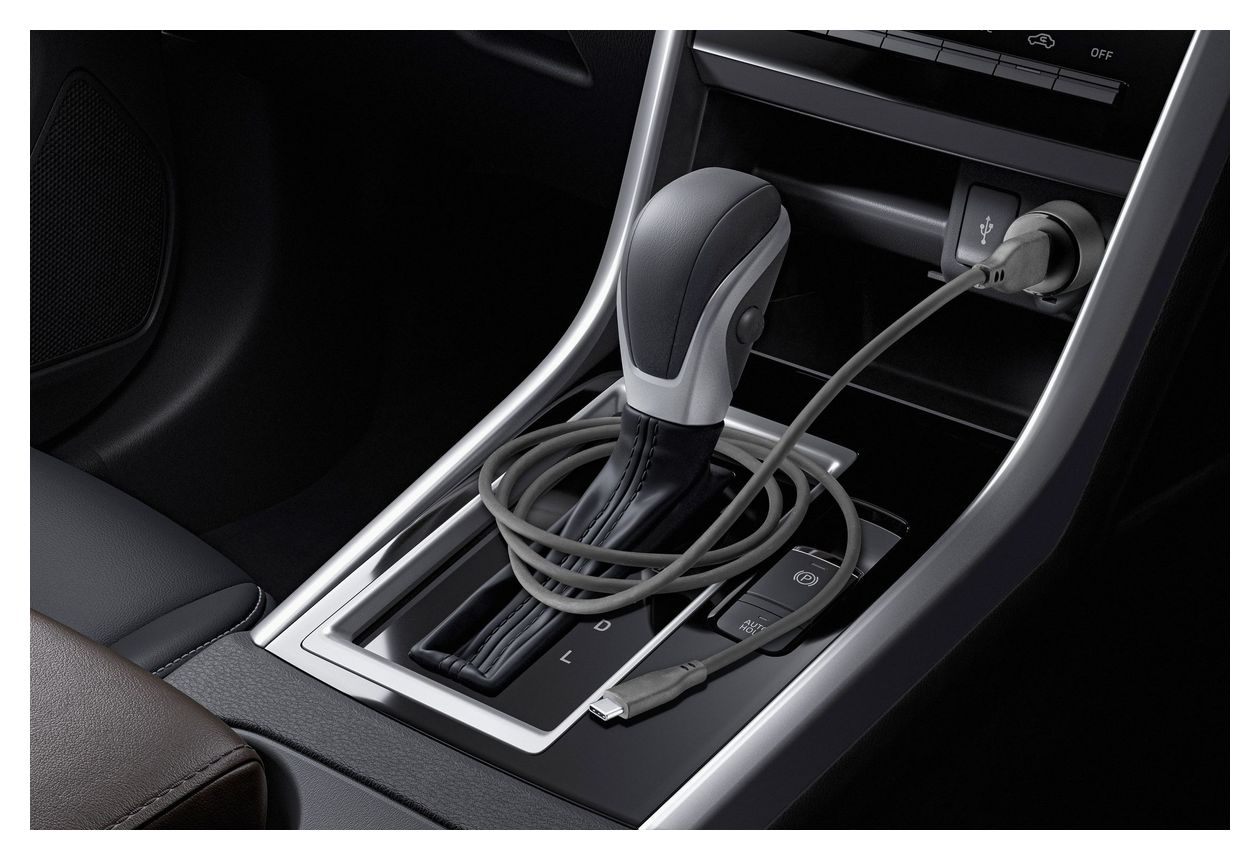 Retractable Car Charger 60W-Autoladegerät mit einziehbarem Kabel 