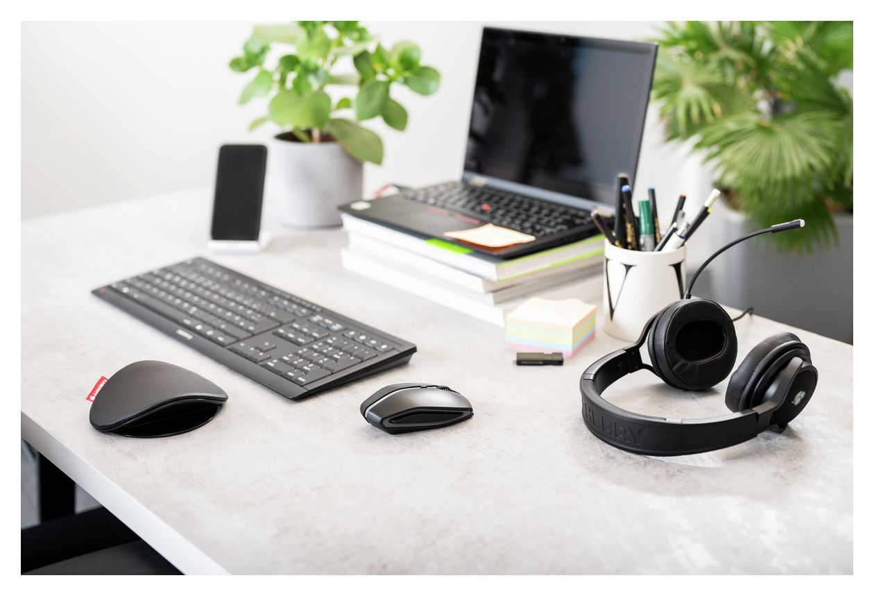 Gentix BT 2000 DPI Gaming Maus Optisch  (Schwarz) 