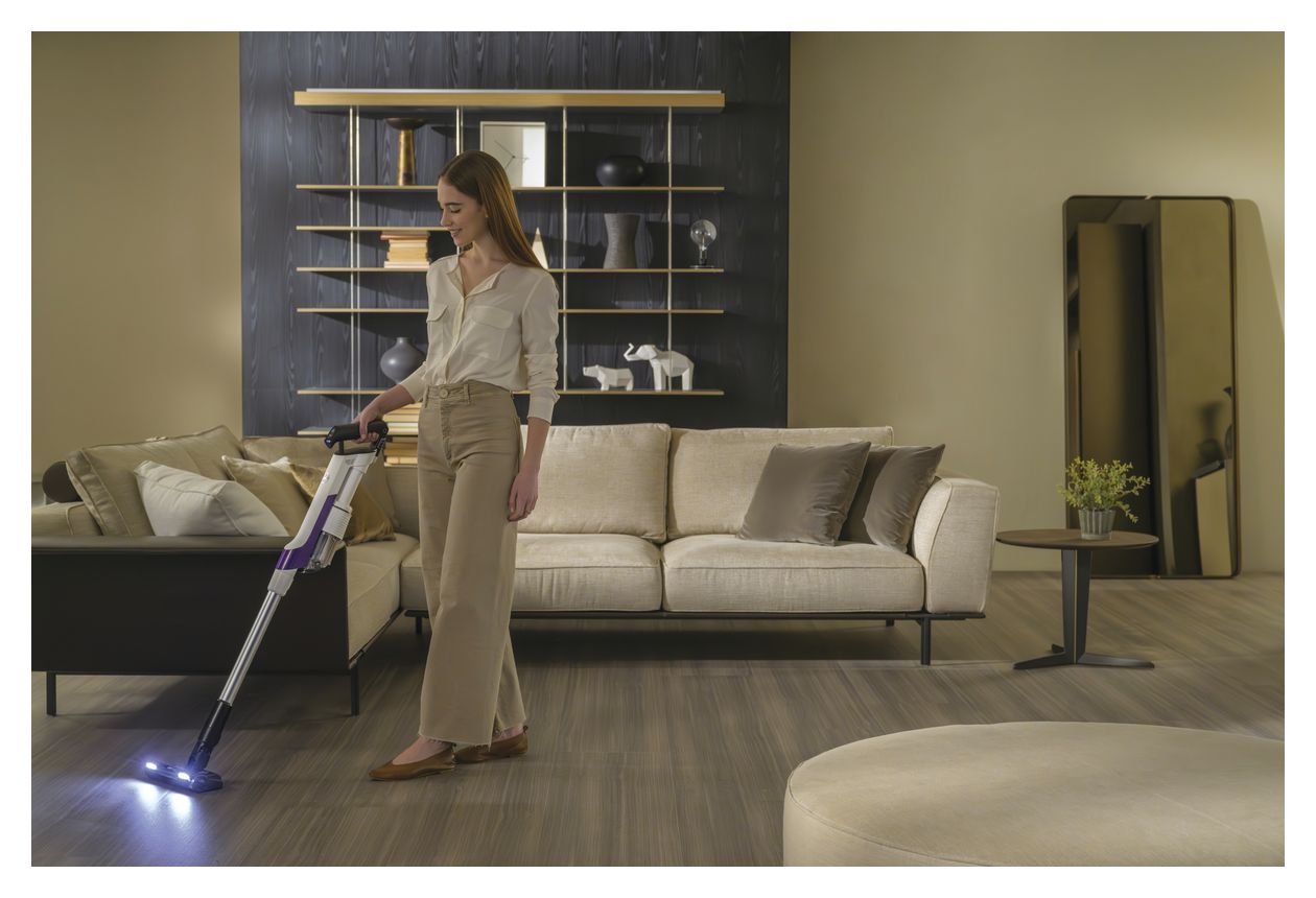 HF202P011 Handstaubsauger Beutellos bis 80 min Laufzeit 14,4 V EPA  (Violett) 