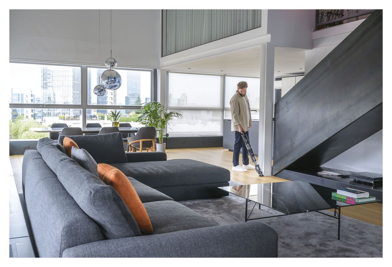 HFX10P011 Handstaubsauger Beutellos bis 30 min Laufzeit 21,6 V EPA  (Schwarz) 