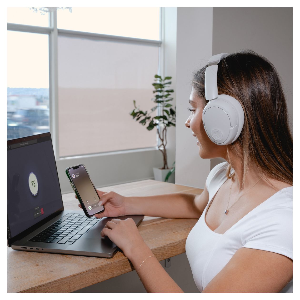 Lux ANC Over Ear Bluetooth Kopfhörer kabellos  (Weiß) 
