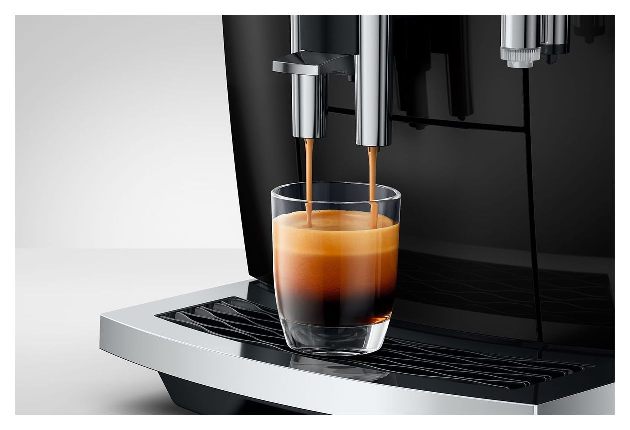 E8 Kaffeevollautomat 15 bar 1,9 l AutoClean  (Schwarz) 