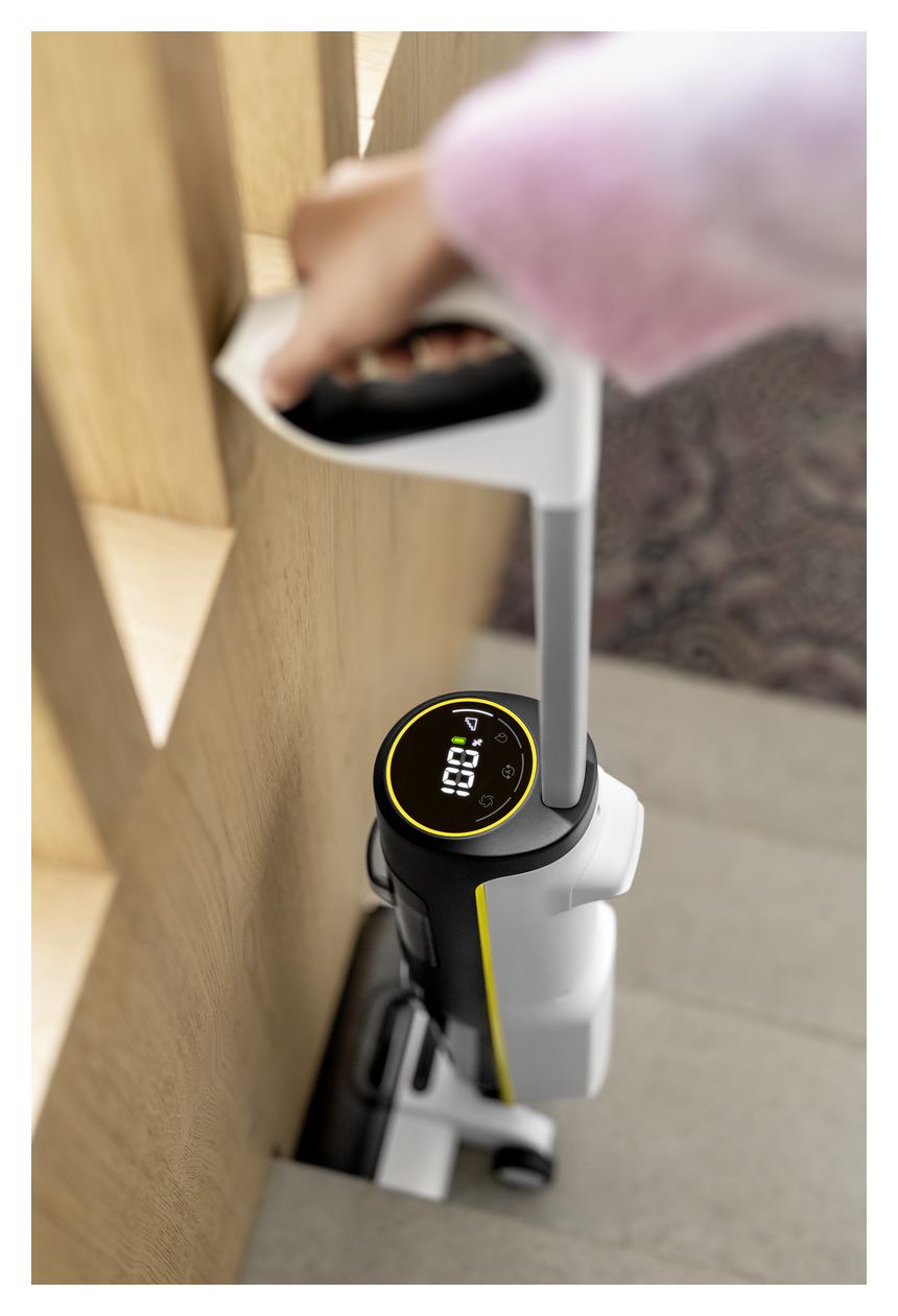 FCV4 Dry Pet & Home Handstaubsauger Beutellos bis 45 min Laufzeit 18 V  (Schwarz) 