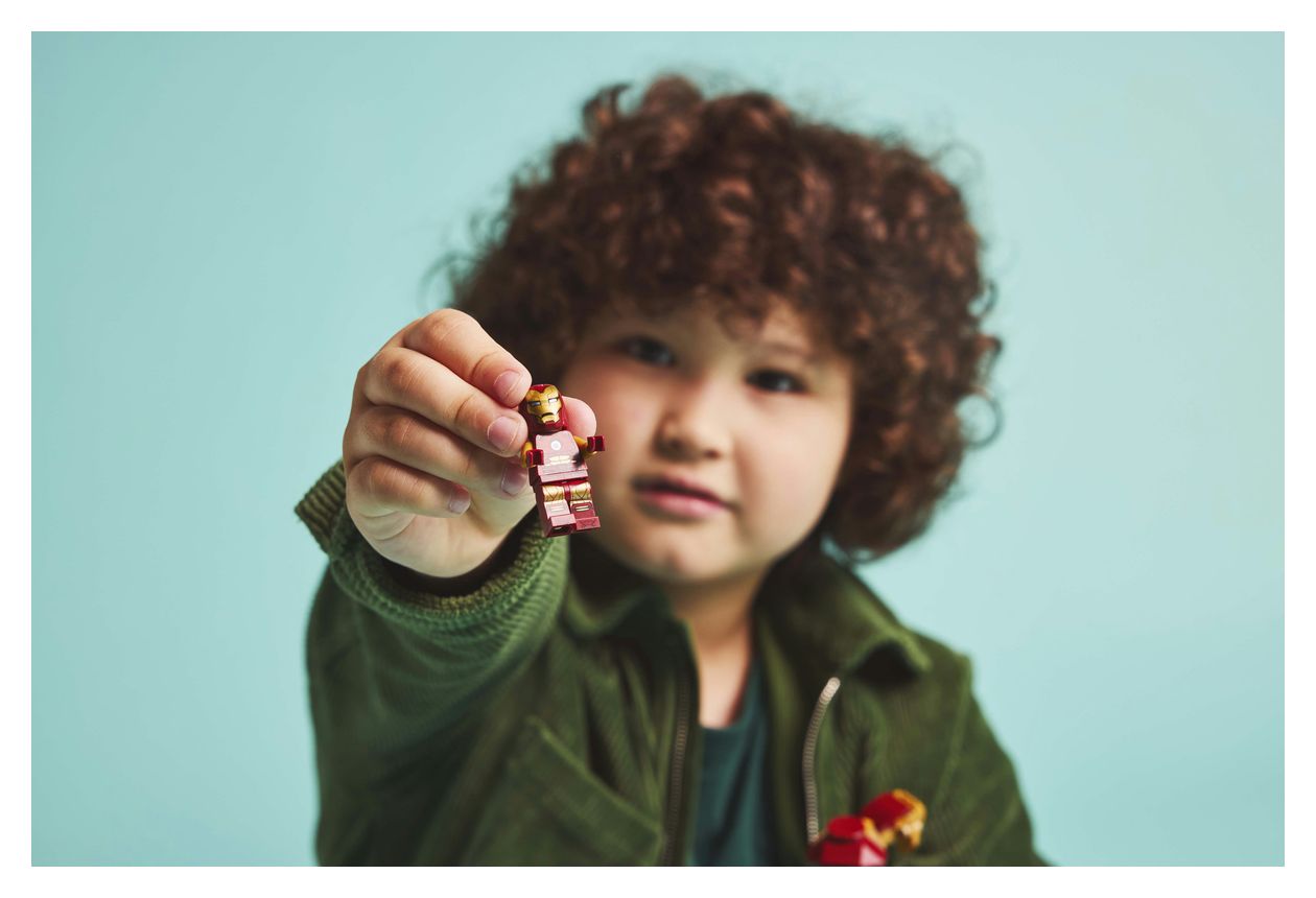 Iron Man Mech vs. Ultron 