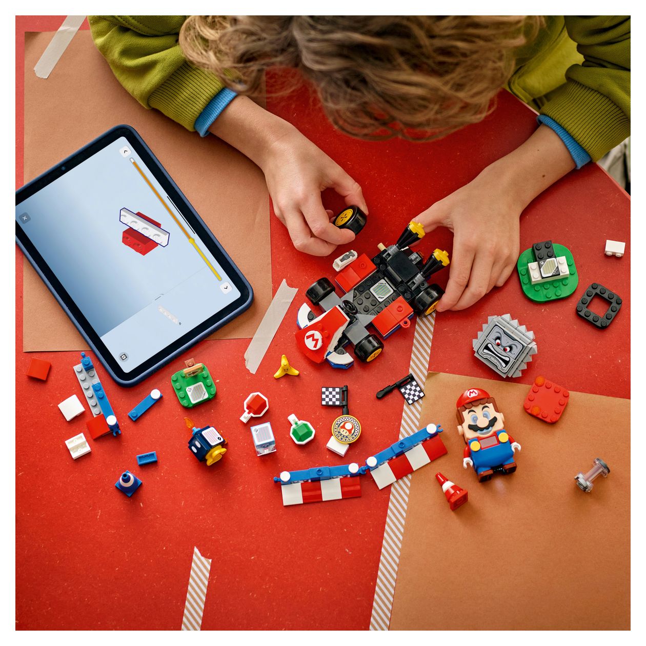 Mario KartTM – Interaktiver LEGO® MarioTM & Standard-Kart 