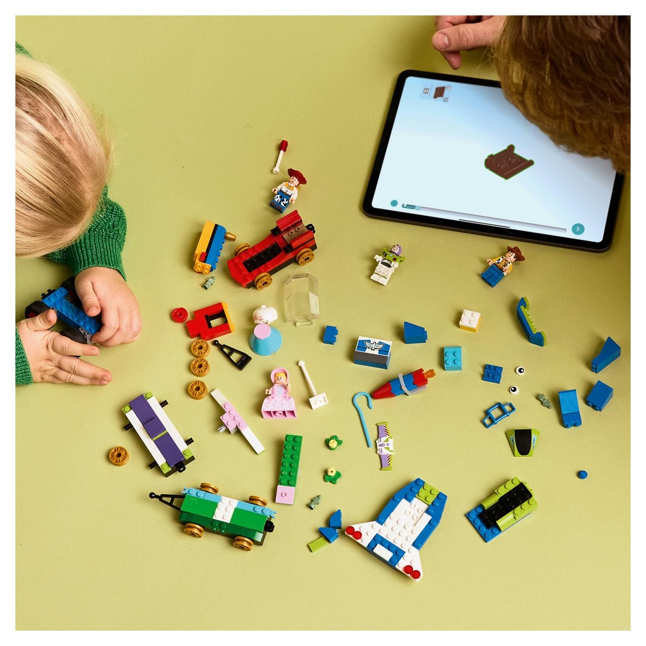 Partyzug und das Auto RC aus Toy Story 