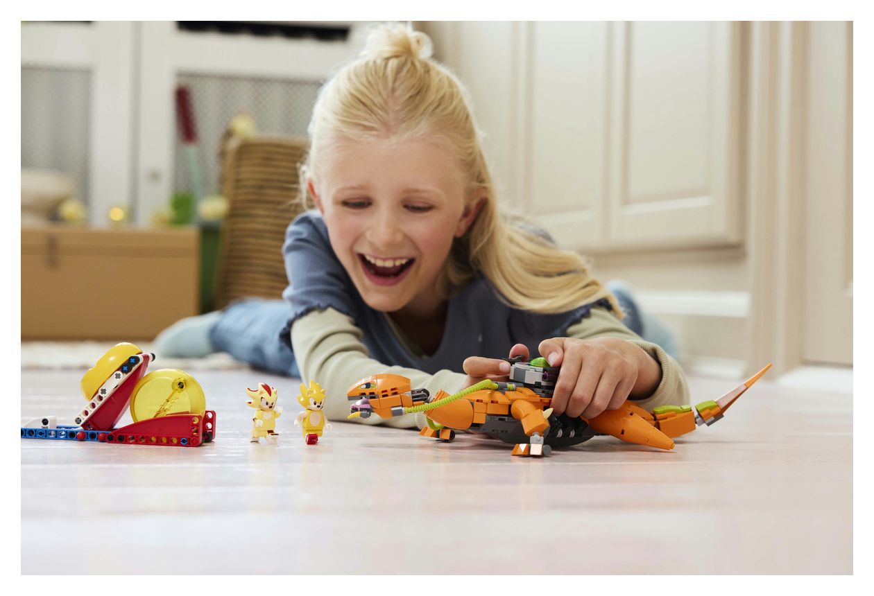 Super Shadow vs. Biolizard 