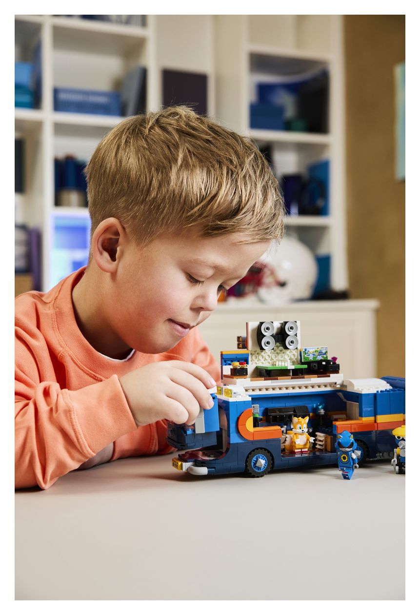 Team Sonics Kommando-Truck 