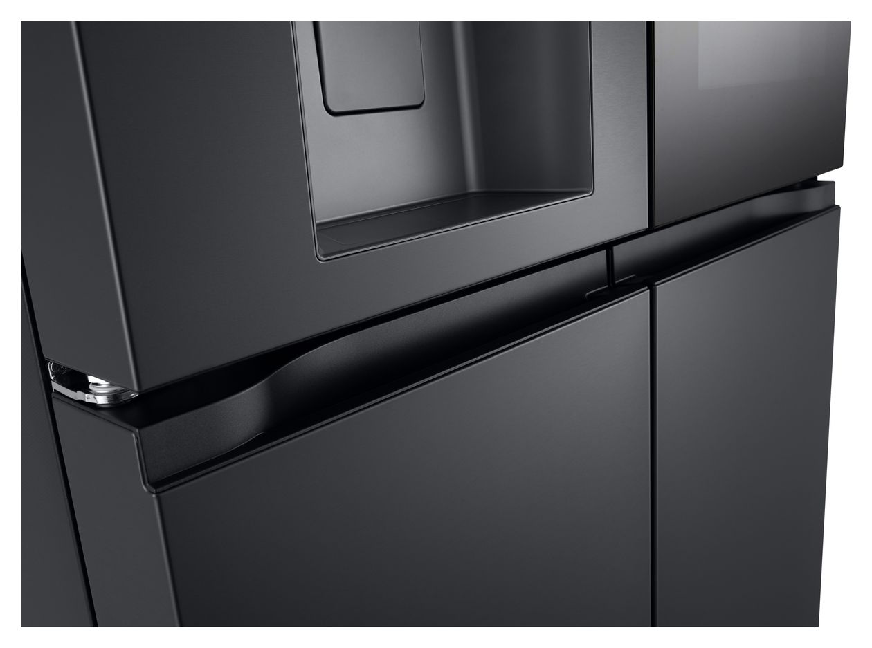 GMG961MBKE Side-by-Side Kühl-/ Gefrierkombination 363 l / 274 l 354 kWh NoFrost 1792 mm x 914 mm  (Edelstahl) 