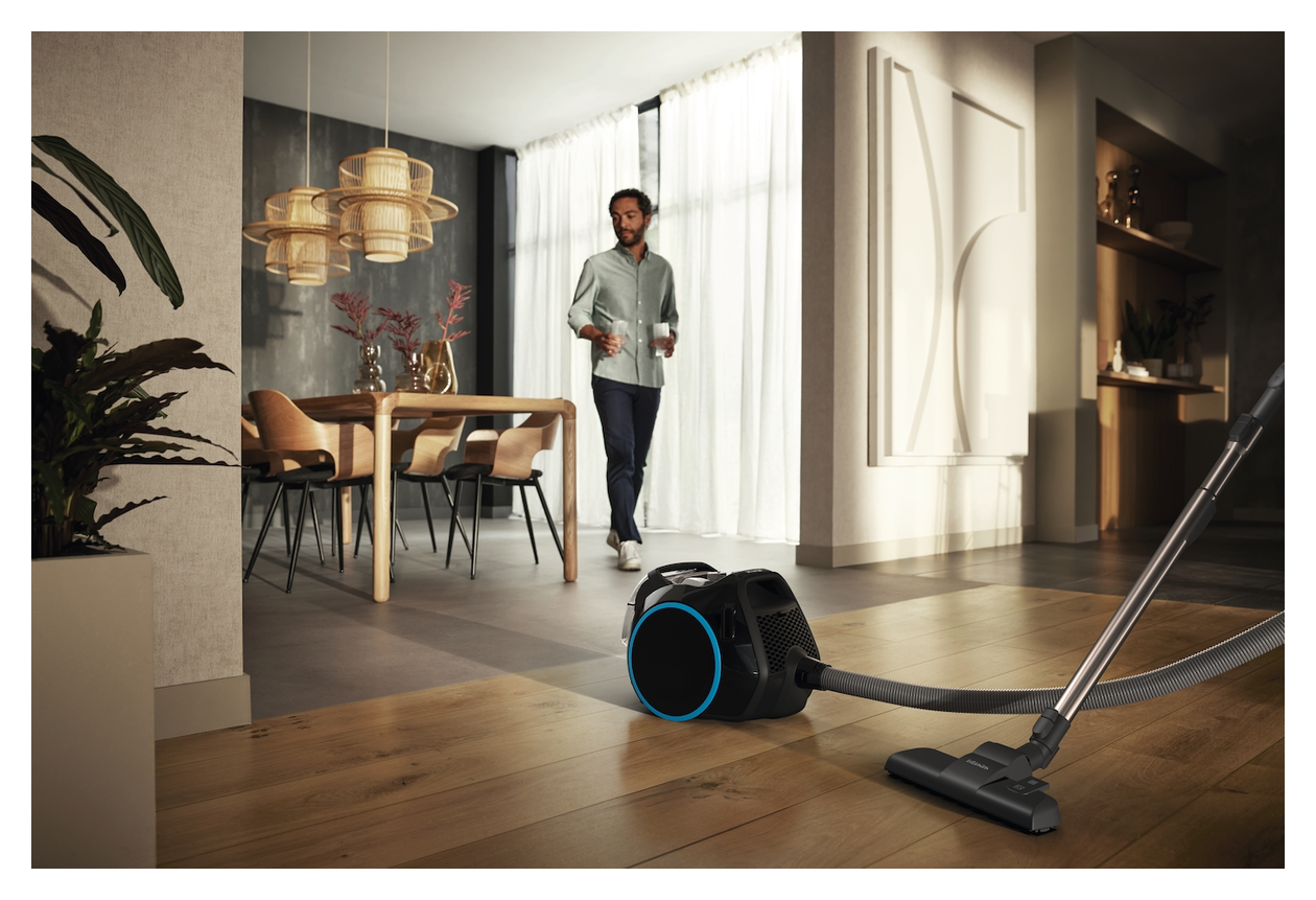 Boost CX1 Blue Pulse Bodenstaubsauger Beutellos 890 W Hygienefilter  (Schwarz, Blau) 