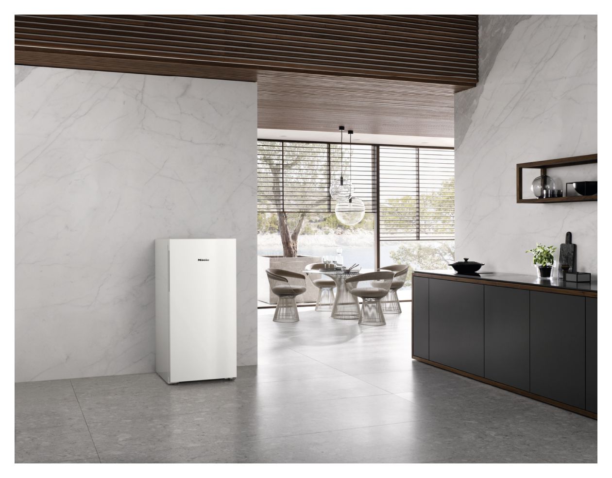 FN4312E 161 l Gefrierschrank 208 kWh Jahr NoFrost  (Weiß) 