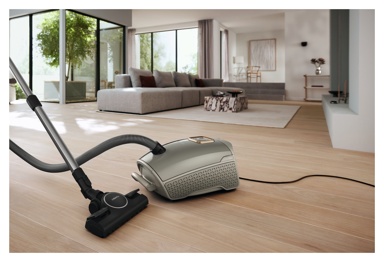 Guard L1 Silence Bodenstaubsauger mit Staubbeutel 550 W Miele Silence AirClean  (Schwarz, Grau) 