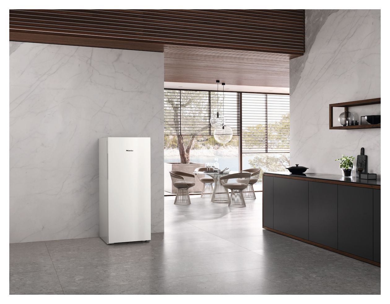 K4323ED 298 l Kühlschrank freistehend EEK: E 111 kWh Jahr  (Weiß) 