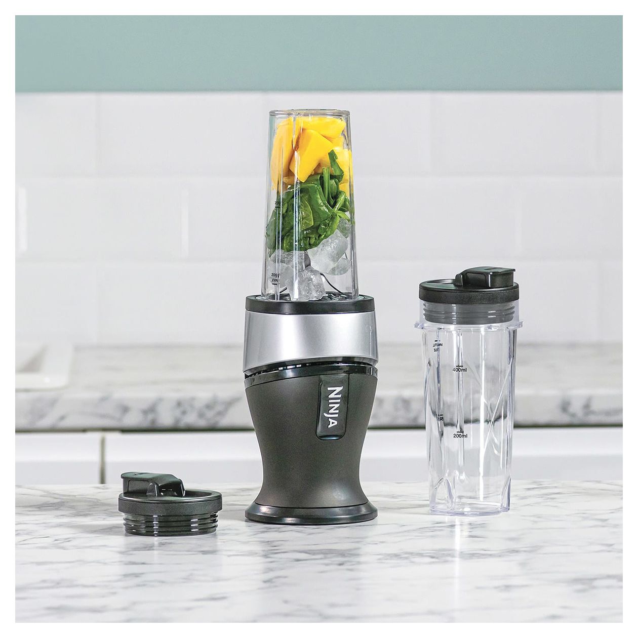 QB3001EU Mixer & Smoothie Maker 0,47 l Standmixer 700 W  (Schwarz, Silber) 