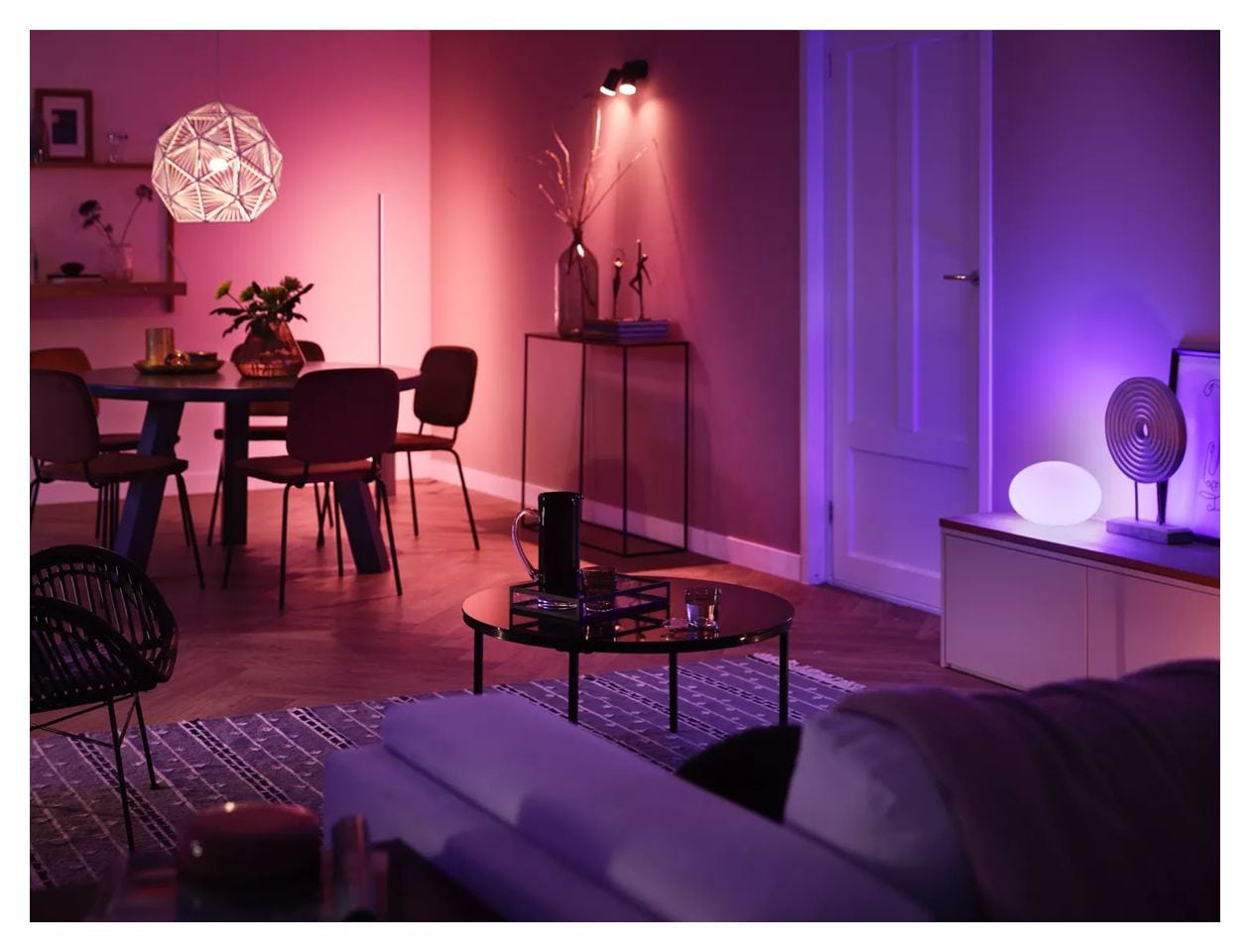 Hue White & Color Ambiance Starter-Set: E27 A60 Doppelpack LED Set für intelligente Beleuchtung Multi AC 