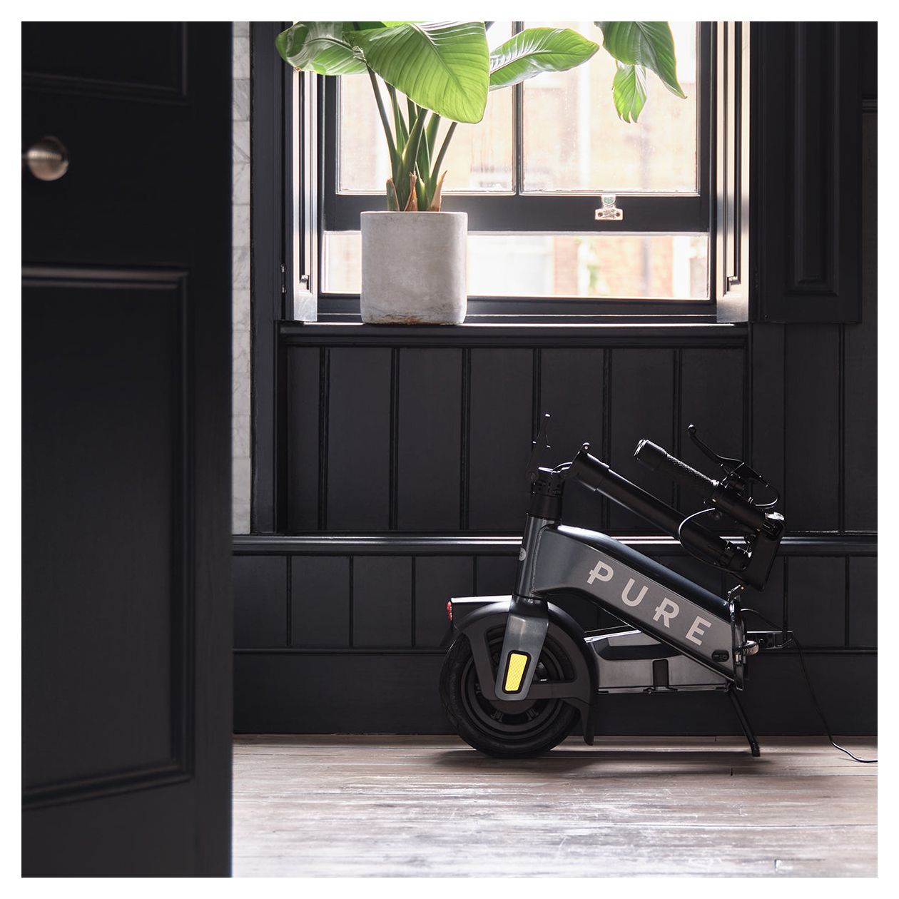 Advance Flex 924 W E-Scooter 9,5 Ah 52 km Reichweite 16,2 kg  (Platin) 