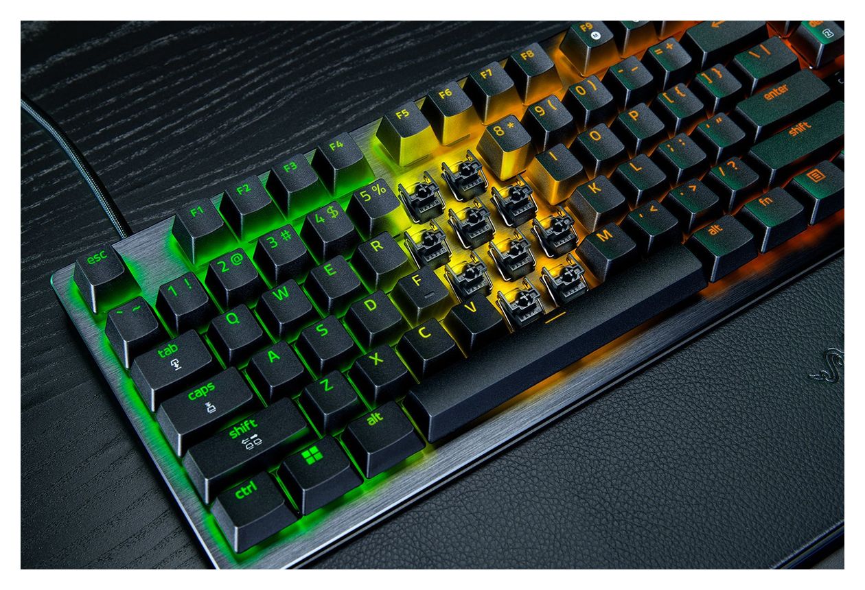 Huntsman V3 Pro 8KHz RGB-LED Gaming Tastatur USB  (Schwarz) 