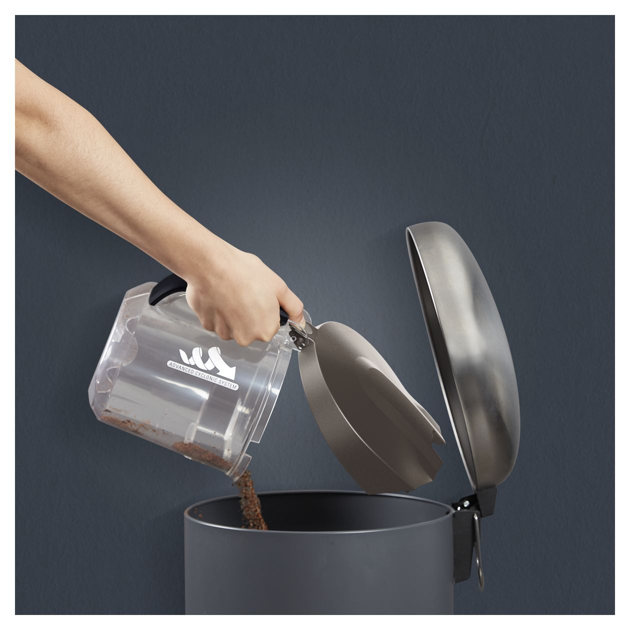 RO4B30 Compact Power XXL Bodenstaubsauger Beutellos 900 W  (Schwarz, Bronze) 
