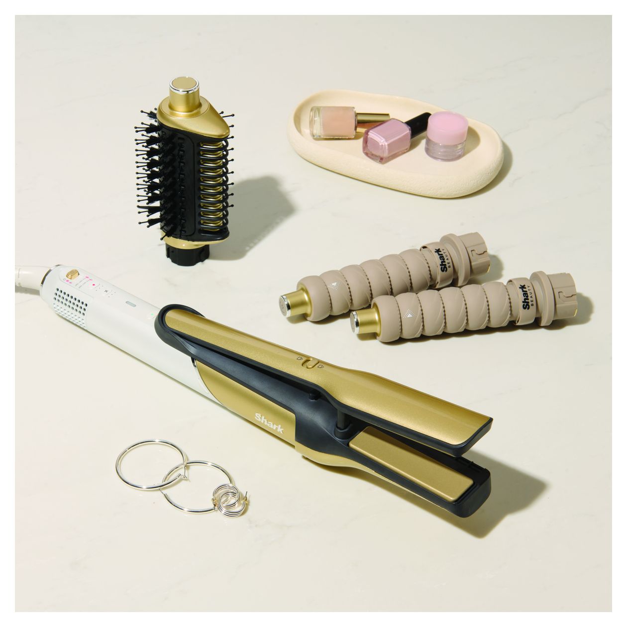 HD6041SEU Glam Straight & Waves Multistyler 1400 W  (Gold) 