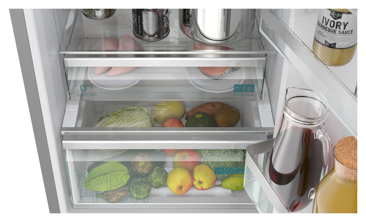 iQ300 KG39NVIBG 260 l / 103 l Kühl-Gefrierkombi freistehend NoFrost 129 kWh Jahr  (Silber) 