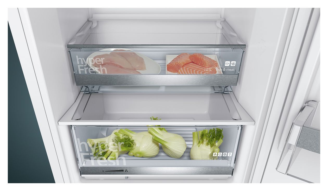 iQ500 KG39EAWCA 249 l / 94 l Kühl-Gefrierkombi freistehend 149 kWh Jahr  (Weiß) 