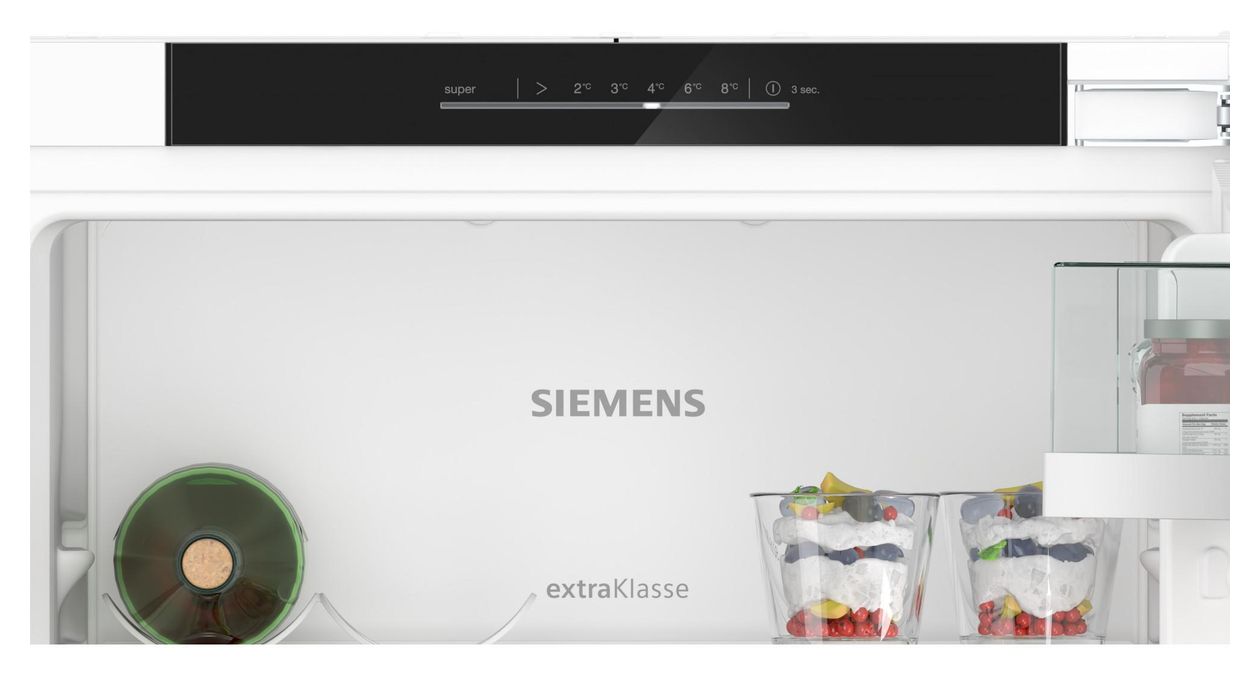 iQ500 KI21REDD1 136 l Einbaukühlschrank EEK: D 74 kWh Jahr 