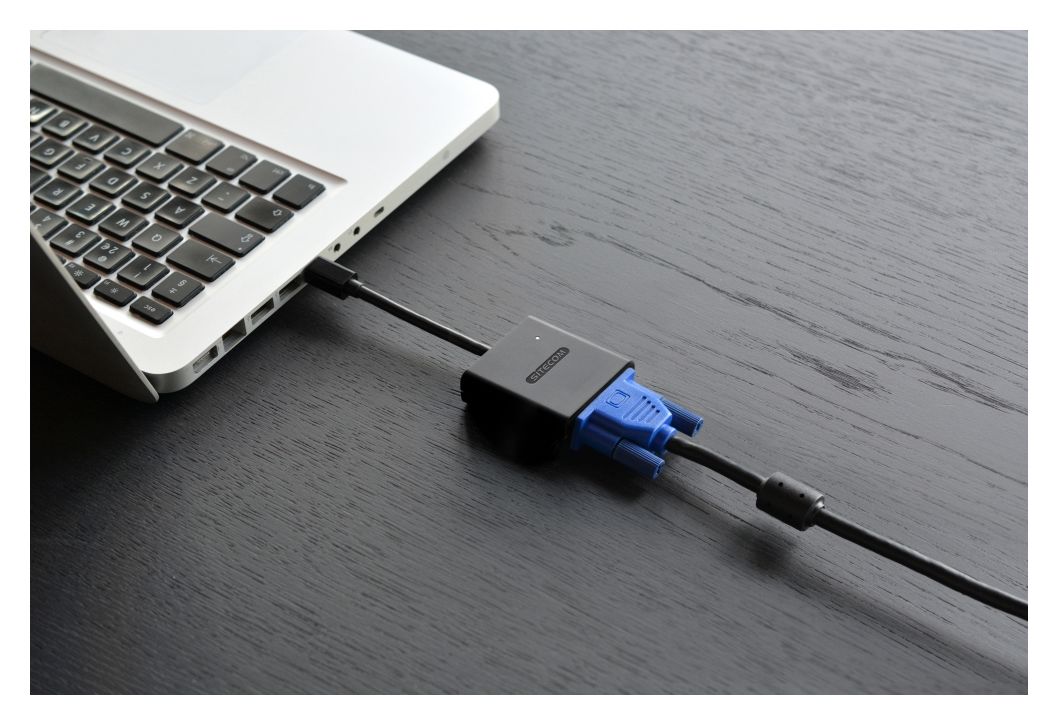 CN-345 Mini DisplayPort to VGA Adapter 