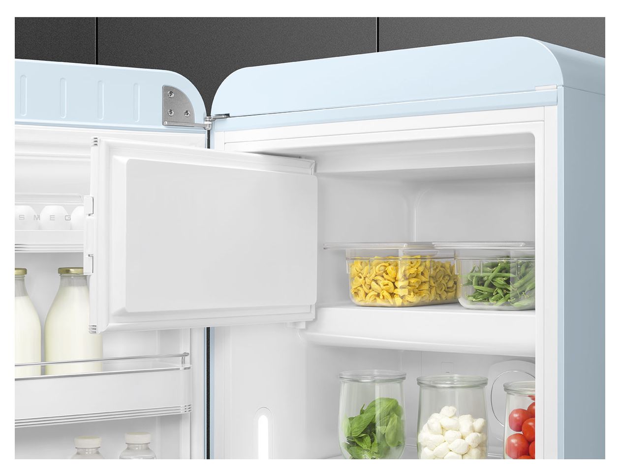 FAB28LPB6 270 l / 244 l Kühlschrank freistehend EEK: C 104 kWh Jahr  (Blau) 