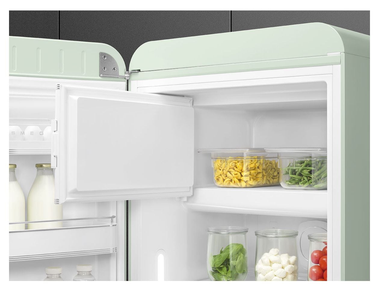 FAB28LPG6 270 l / 244 l Kühlschrank freistehend EEK: C 104 kWh Jahr  (Grün) 