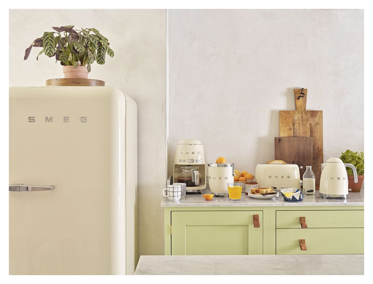 KLF03CREU 1,7 l Wasserkocher 2400 W  (Cremefarben) 