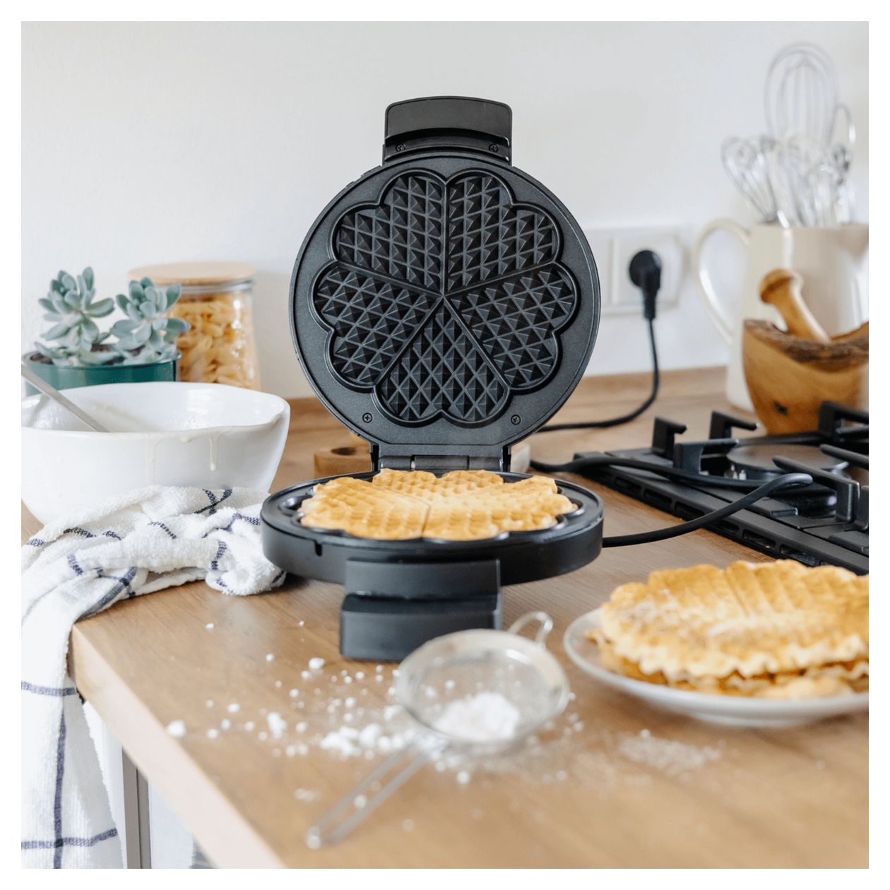 WE3 XL Waffeleisen Herz (Form) für 5 Waffel(n) 900 W 