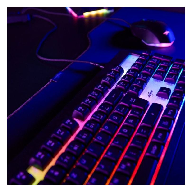 Exodus 215 Illuminated RGB-LED Gaming Tastatur USB  (Schwarz) 