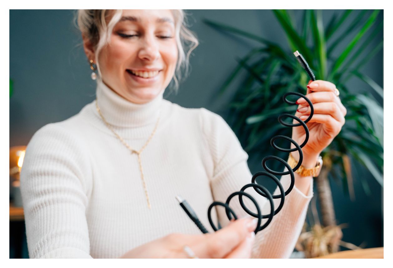 31863 0,48 Gbit/s Rundkabel USB C auf USB C Männlich bis 100 W 1,2 m  (Schwarz) 