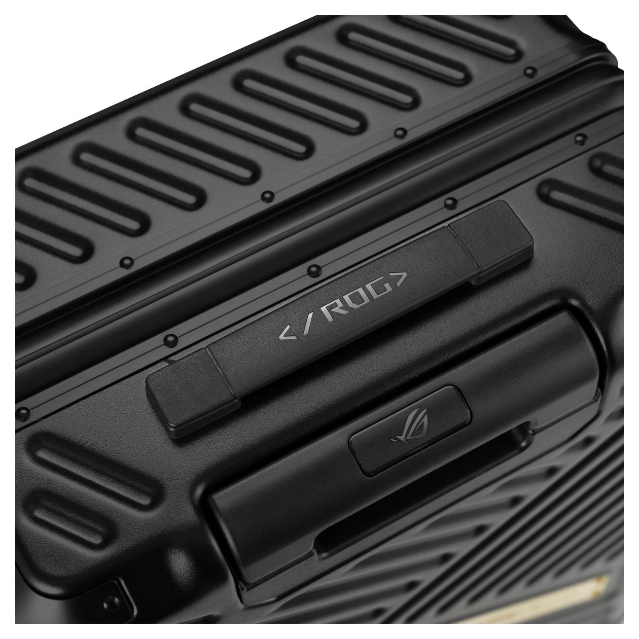 ROG SLASH Hard-Case Luggage Edition 20 