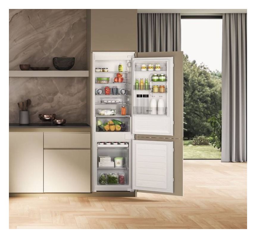 BKGIL178S12 189 l / 79 l Einbau Kühl-/Gefrierkombination 227 kWh 