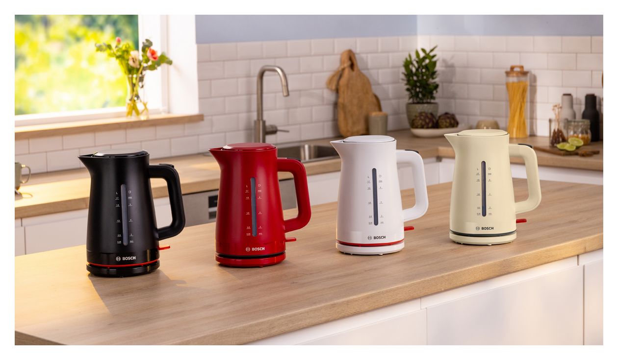 TWK3M123 MyMoment 1,7 l Wasserkocher 2400 W  (Schwarz) 