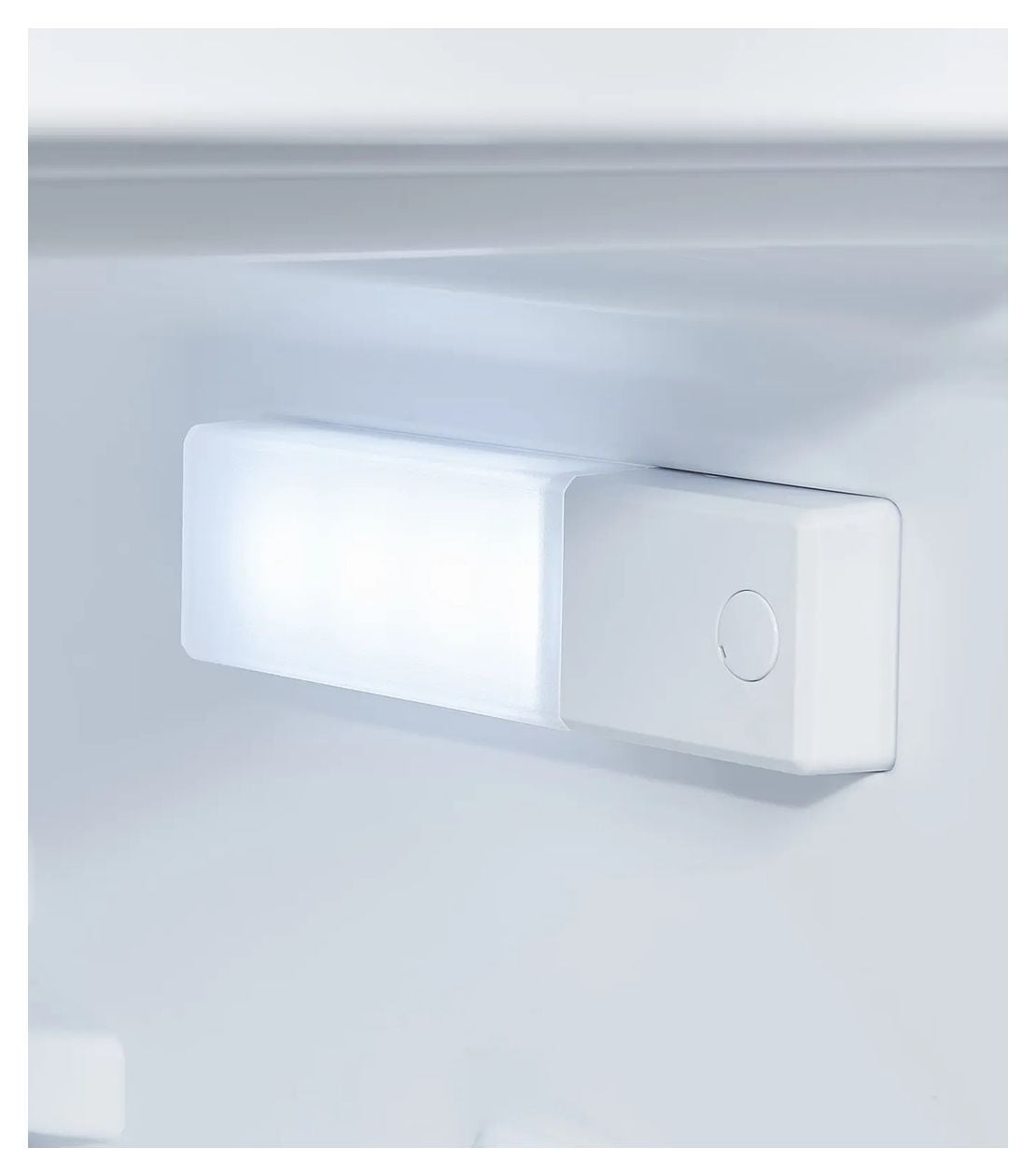 UKS130-4-FE-010E 104 l 82,5 cm Einbaukühlschrank EEK: E 148 kWh Jahr 