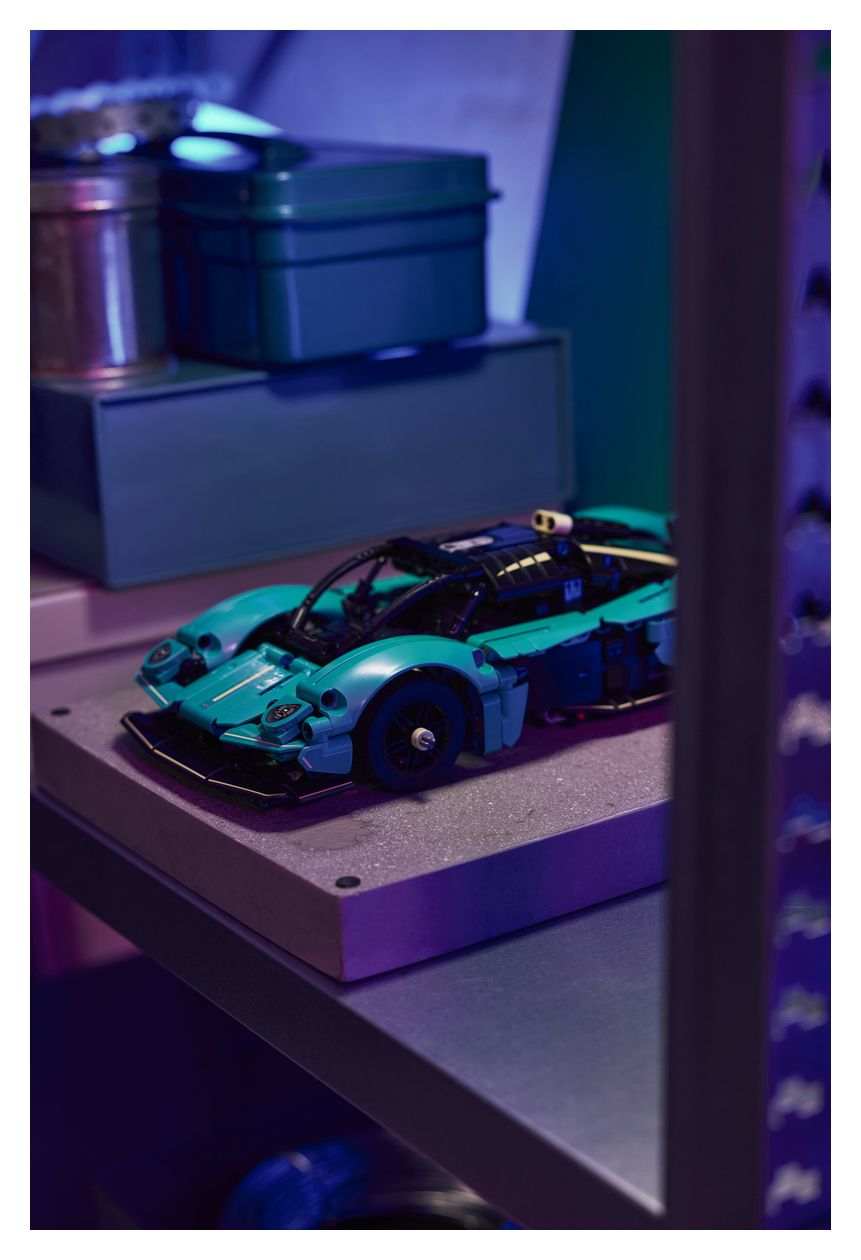 Aston Martin Valkyrie 