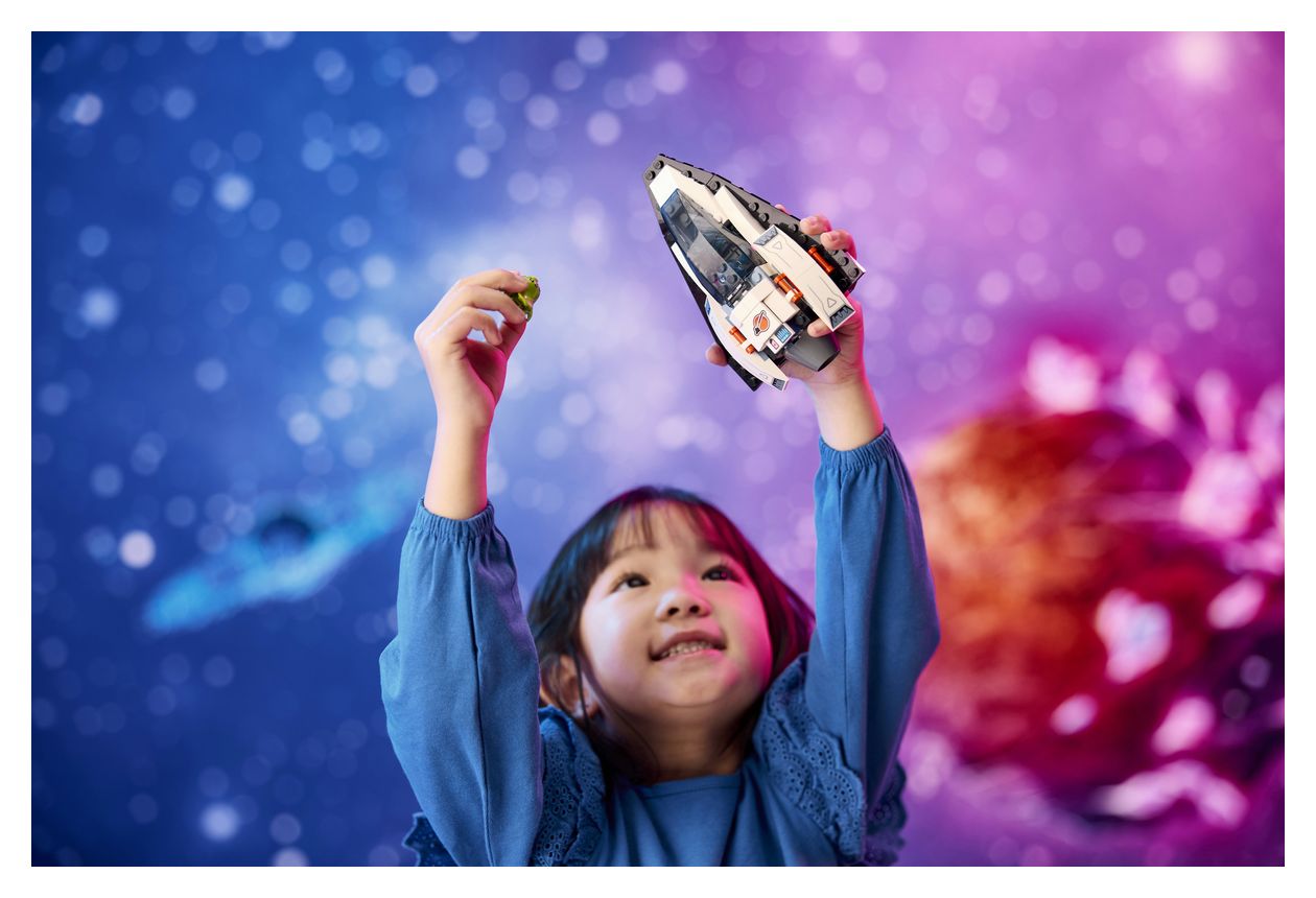 Bergung eines Asteroiden im Weltall 