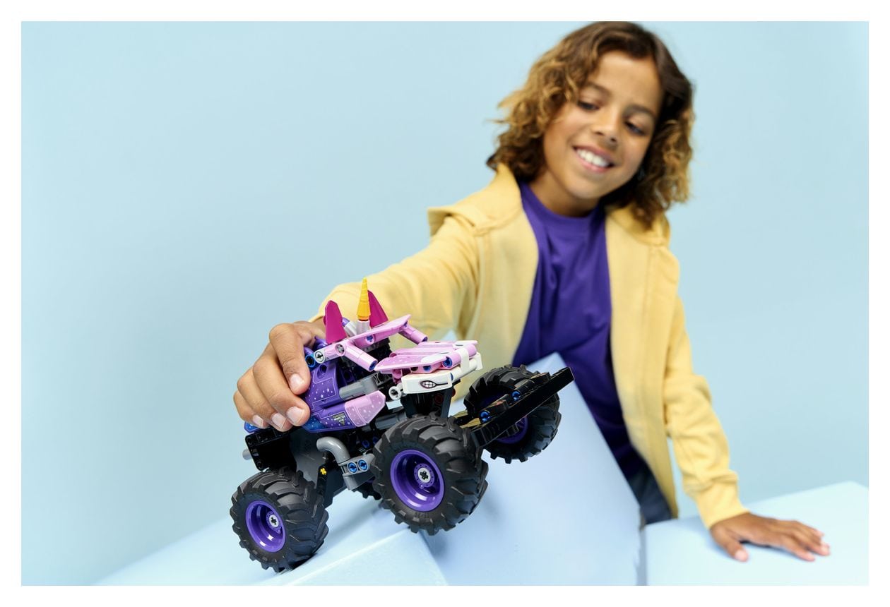 Monster JamTM Sparkle SmashTM mit Rückziehmotor 