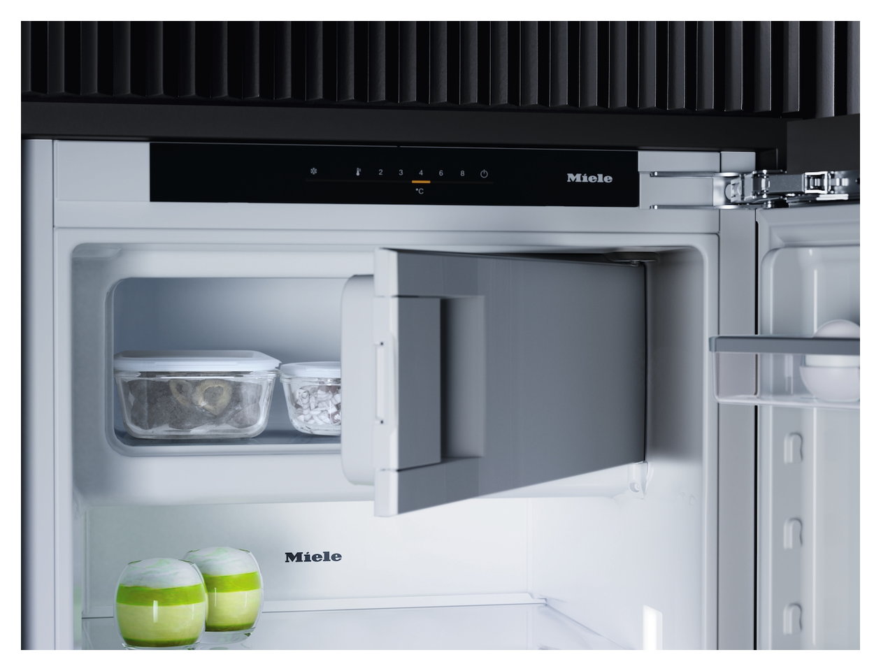 K7126E 104 l Einbaukühlschrank EEK: E 144 kWh Jahr 