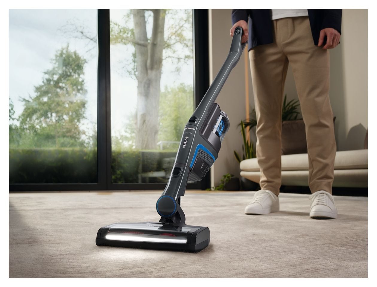 Triflex HX1 Flash Handstaubsauger Beutellos bis 60 min Laufzeit 25,2 V HEPA  (Graphit) 