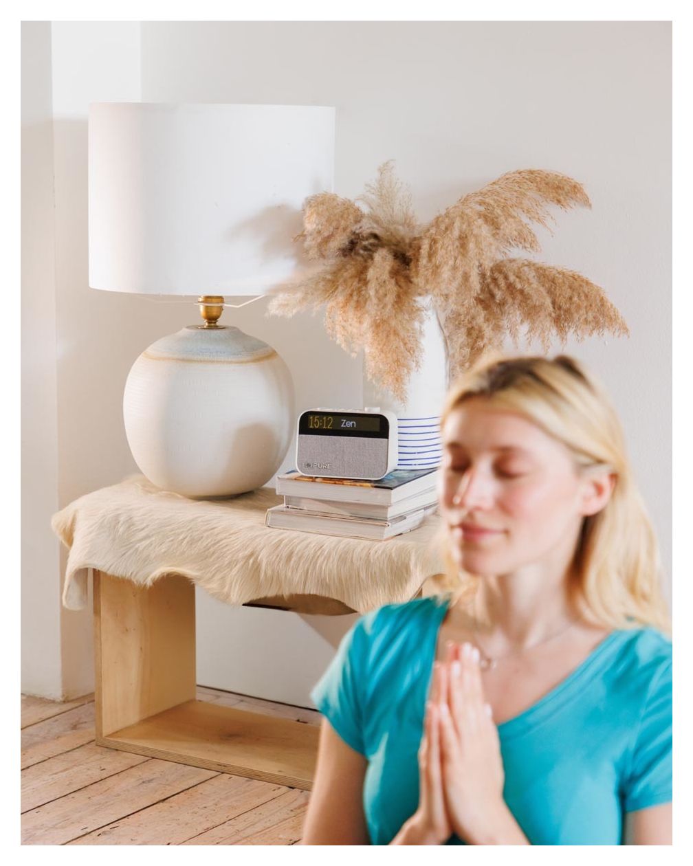 Moment Charge Bluetooth Radio Tragbar  (Weiß) 