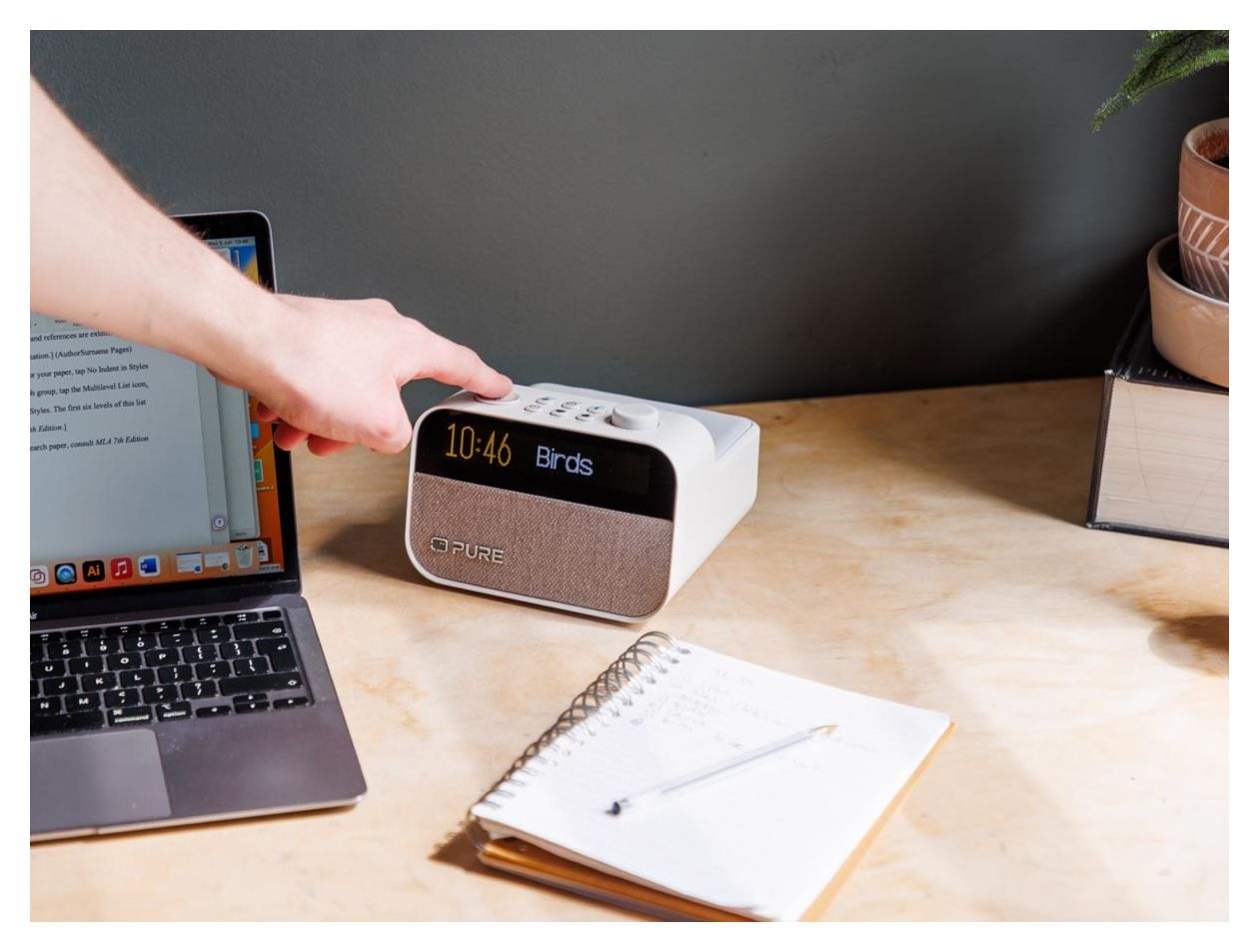 Moment Charge Bluetooth Radio Tragbar  (Weiß) 