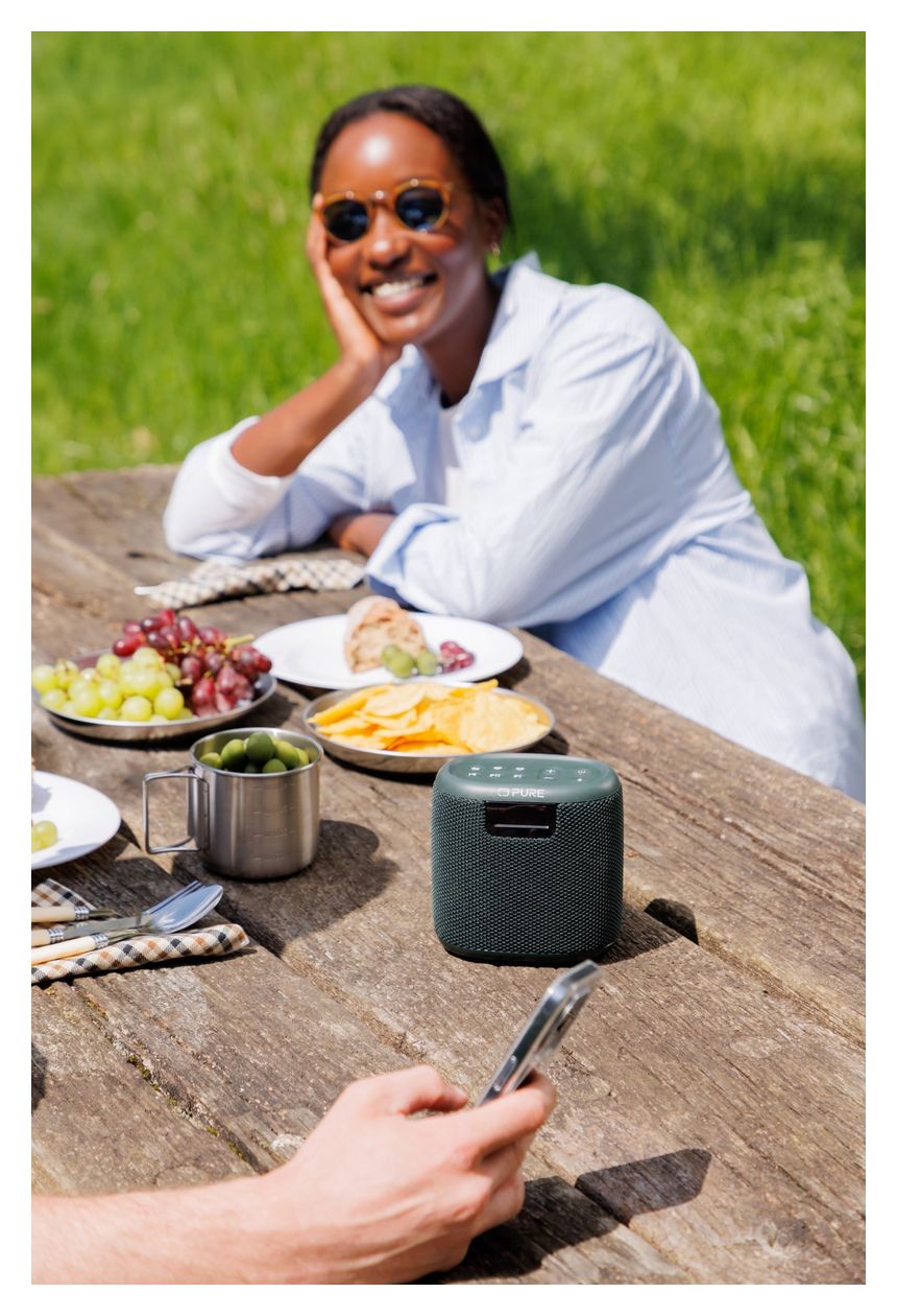 Woodland Mini Bluetooth DAB+, FM Radio Tragbar IP67  (Schwarz, Grün) 